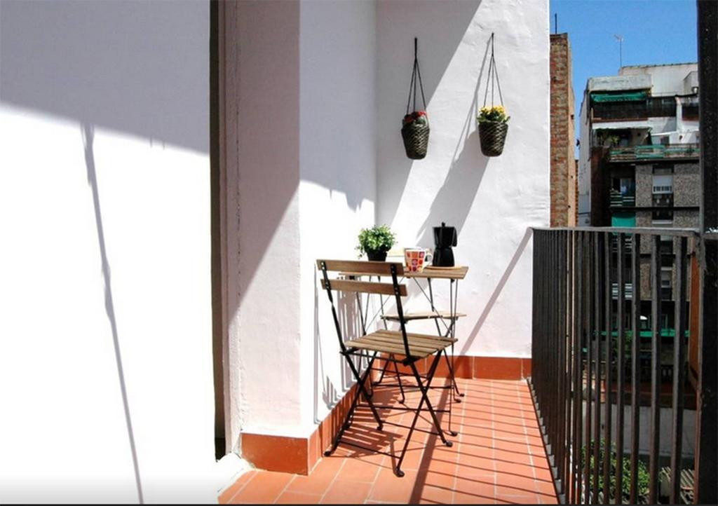Bcn4Days 24/7 Apartments L'Hospitalet de Llobregat Dış mekan fotoğraf